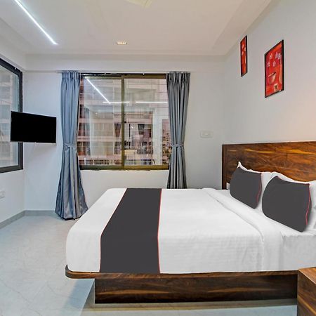 Hotel Collection O Crystal Pimpri-Chinchwad Zewnętrze zdjęcie