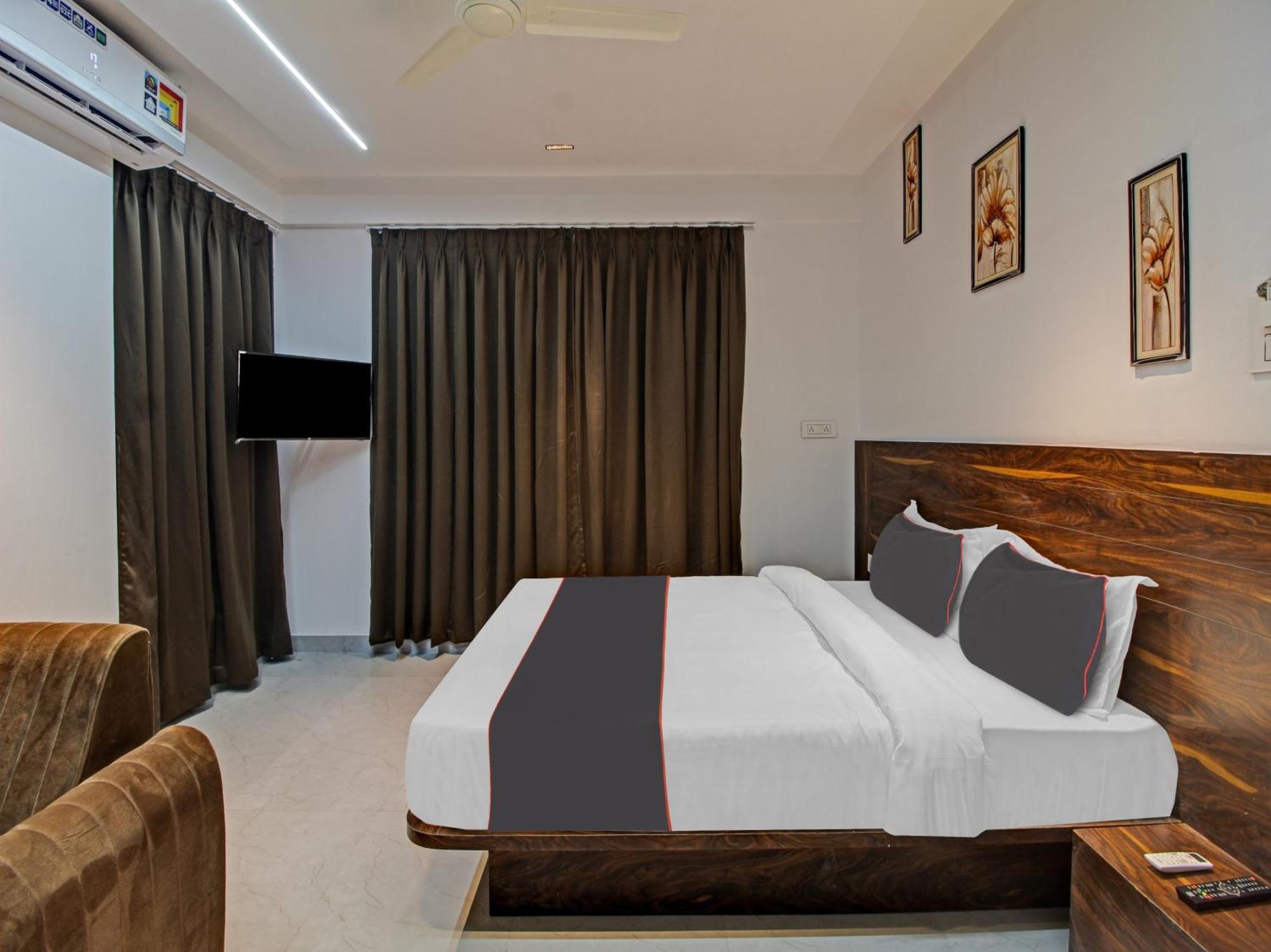 Hotel Collection O Crystal Pimpri-Chinchwad Zewnętrze zdjęcie