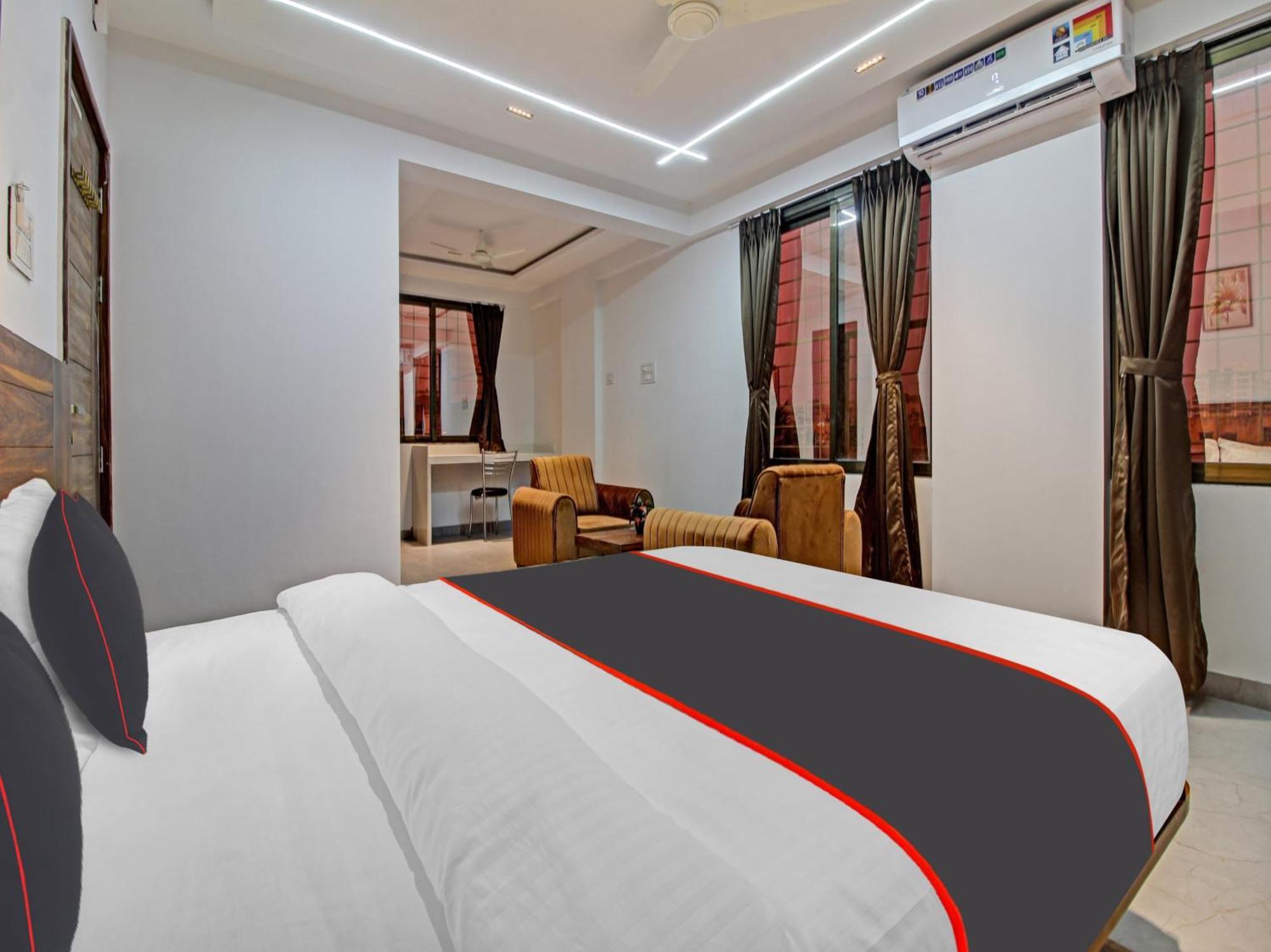 Hotel Collection O Crystal Pimpri-Chinchwad Zewnętrze zdjęcie